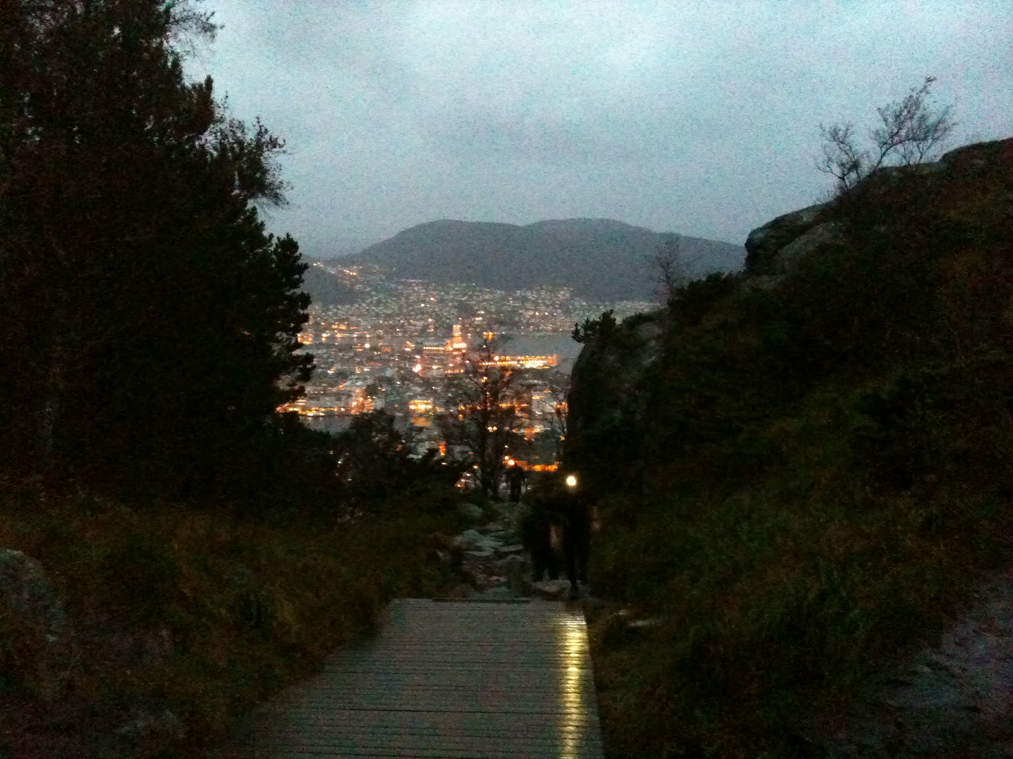 Evening-work near Stoltzen|Kveldsarbeid på Stoltzen